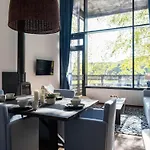 Nyaraló Elegant Family Mansion *