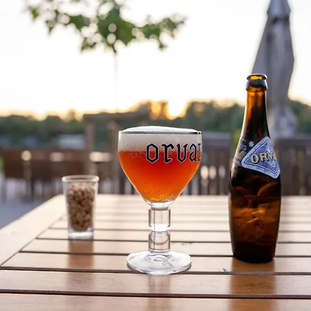 Elegant Family Mansion Feriehus