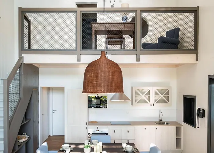 Dom wakacyjny Elegant Family Mansion *