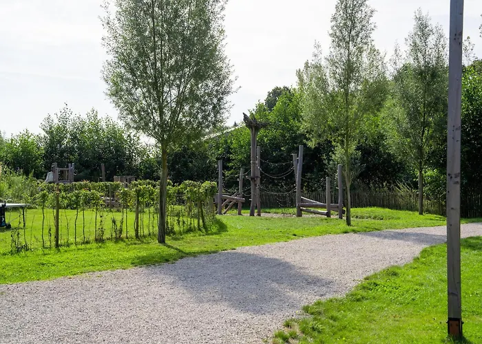 Dom wakacyjny Elegant Family Mansion Antoing